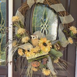 BEAUTIFUL   FALL WREATH  $25