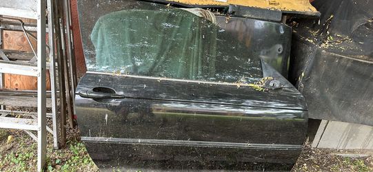 BMW 2006 Convertible 328,325, 330 Right Door