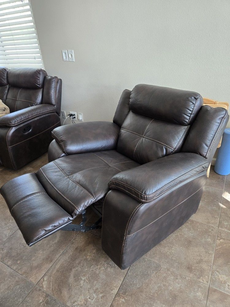 Three Piece Leather Couch, Loveseat, Recliner Set