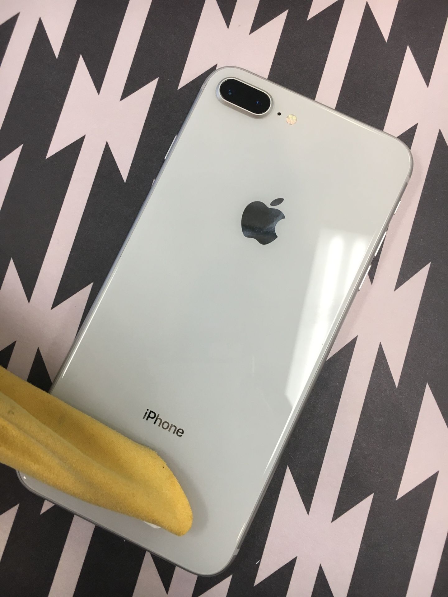 iPhone 8 Plus 256gb Unlocked