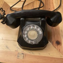 Antique Phone 