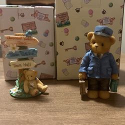 Cherished Teddies - Lloyd and Town Hall Sign Post