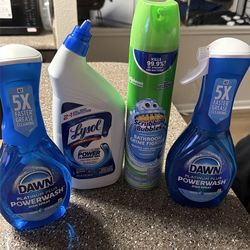 Cleaning supplies bundle