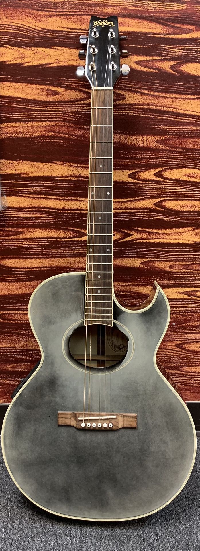 Washburn EA9B Acoustic/Electric Guitar