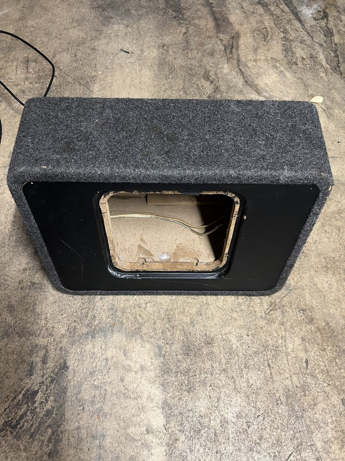 Kicker 10in Square Ported Box