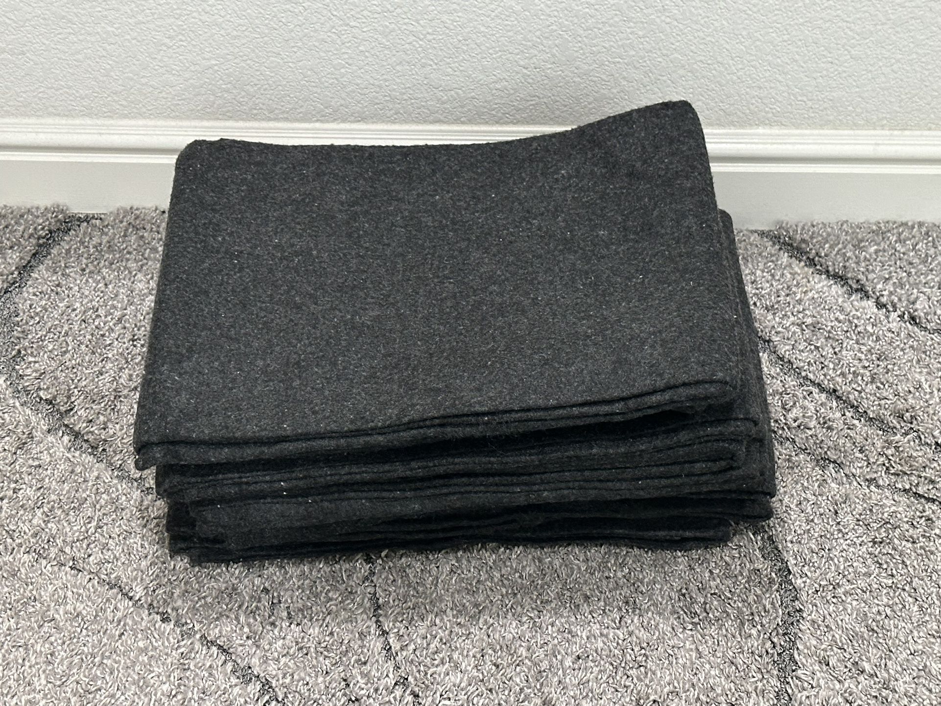 New Set of 6 Moving Blankets 72” x 54” Blanket