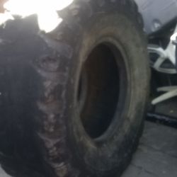 Tractor 🚜 One Single Tire!