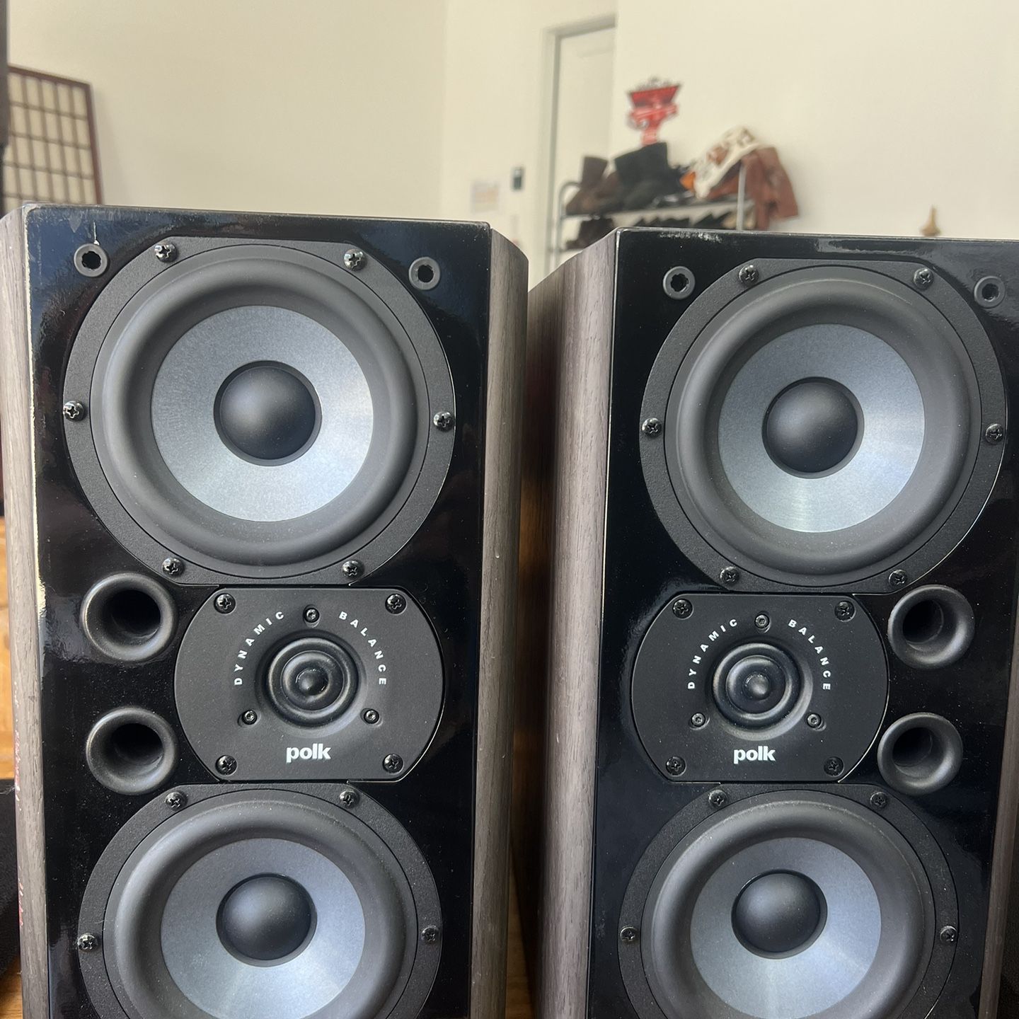 Lsi9 Polk Bookshelf Speakers