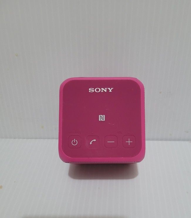 Sony SRS-X11 Portable Speaker Personal Audio System srsx11 Pink Cube.
