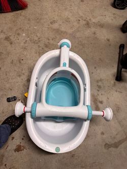 Bathtub and seat for infant