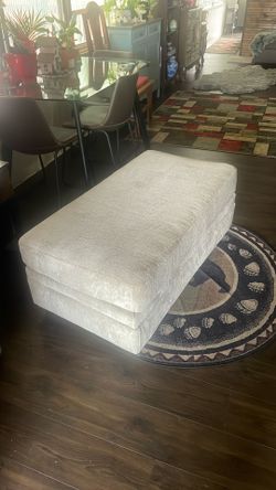 Foot Stool ,, Ottoman