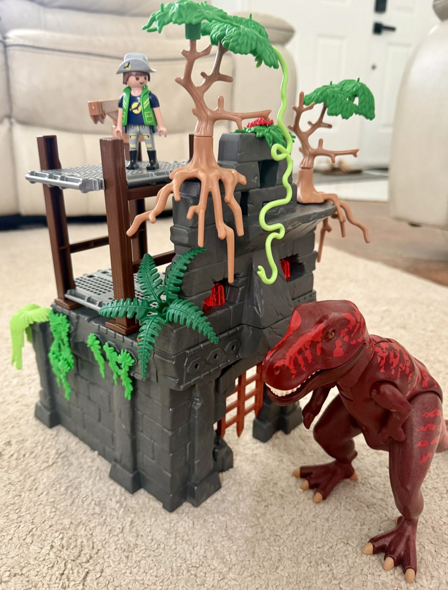 Play mobile Sets