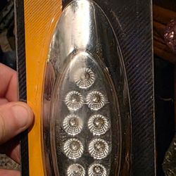 9 Marker Lights With Chrome Bezel