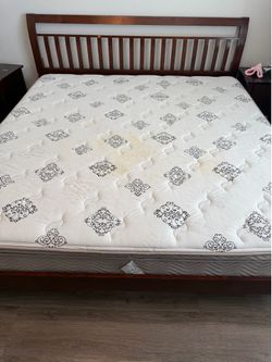 King bed frame free