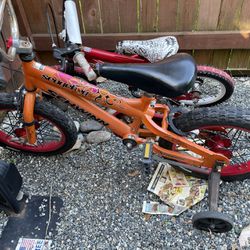 Kids bike 16” with training wheels good for 4 to 6 years 