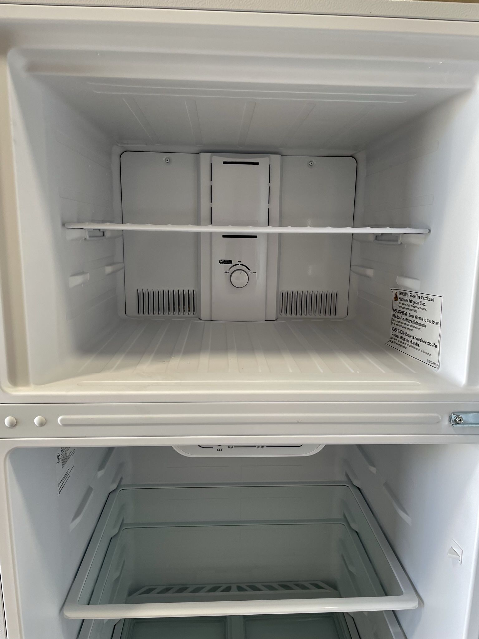 BLACK FRIDAY GE 18.3 cu. ft. TopFreezer Refrigerator, White for Sale