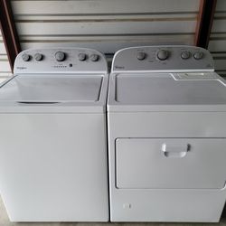 Beautiful Set!!! Top Of The Line!!! Whirlpool, 12 Cycle, Washer and Matching Gas Dryer!!! Matching Set!!! Must See To Appreciate!!!
