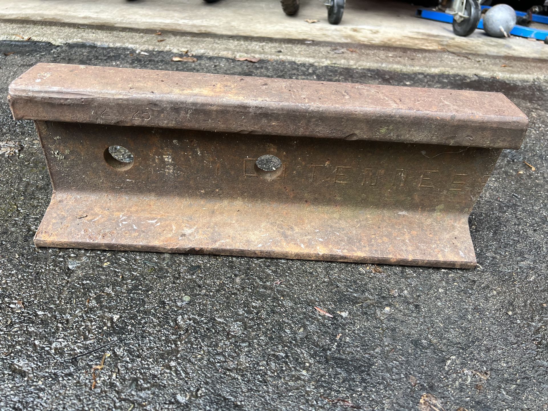Rare HEFTY Steel Railroad Rail Train TRACK ANVIL Collectible Blacksmith