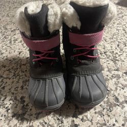 Girls Cat And Jack Snow Boots Size 9
