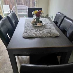 Dinning Table /6 Chairs
