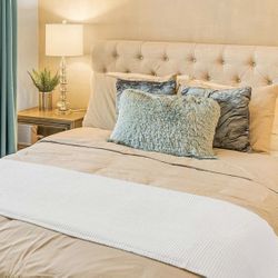 Dryer And Wash machine And Queen Bed $850