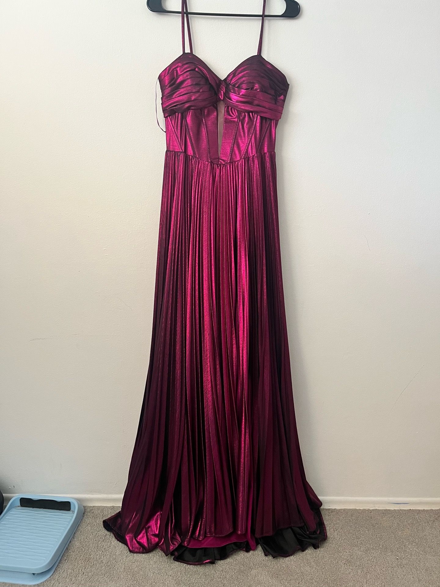 Amelia Couture Metallic Pleated Gown size 8