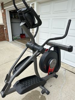 ProForm 950 Elliptical for Sale in Schaumburg IL OfferUp