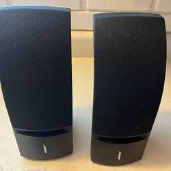 BOSE 151. Speakers Like New 