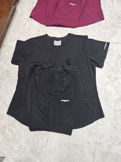 Sketchers scrubs