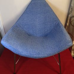 Big Comfortable Brand New Chair With High Back