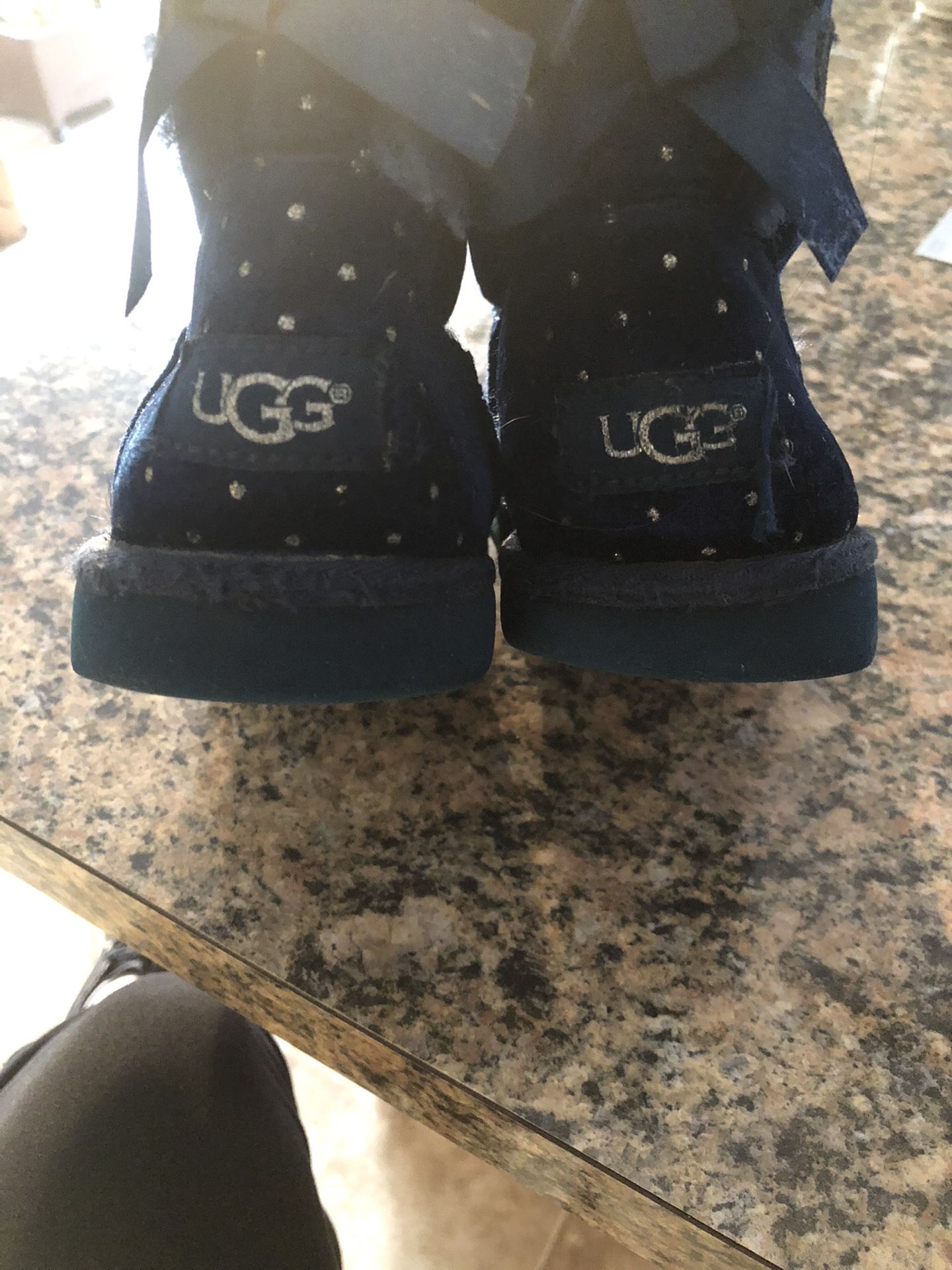 Ugg Boots Youth Size 2. Blue Bow Model With Glitter.