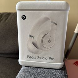 Beats Pro