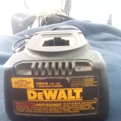DeWalt DW9116 7.2V-18V Battery Charger 