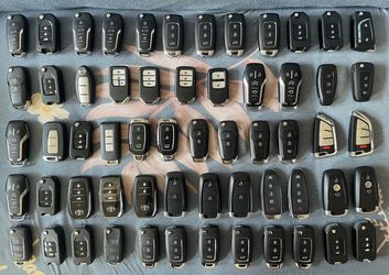 Key fob car key remote fobs Ford key fob Mercedes Benz key fob Bmw key fob Nissan key fob Bentley key fob Subaru key fob Volvo key  Dodge key Ford key