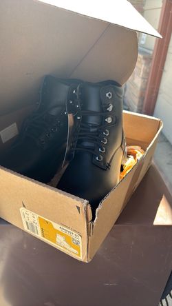 Steel toe men’s work shoes 9.5