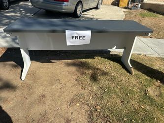 Free Desk