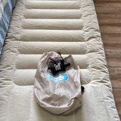 Aero Bed Size Twin. Cash Only .