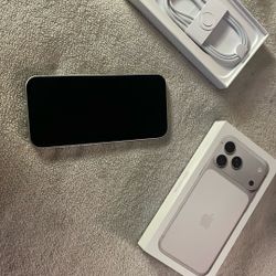iPhone 17 Pro Max Silver