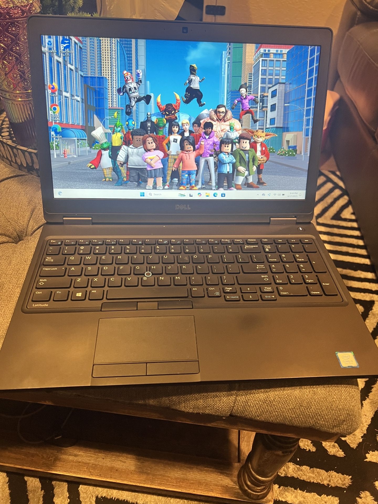 Dell Laptop. Windows 11