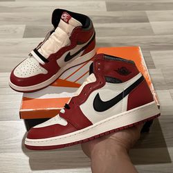 Air Jordan 1 Retro High OG Chicago Lost and Found (GS) 