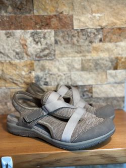 Earth Origins Stacy Sandals woman’s size 7