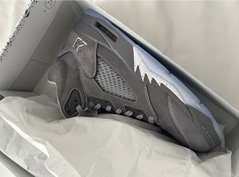 Size 11 Jordan 5 wolf grey