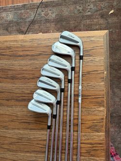 NEW Titleist T100 4-PW Iron Set | AMT White S300 Stiff | 2026 Current Gen