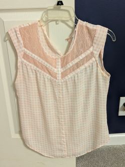 Ladies/juniors plaid blouse