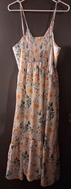Large or XL dress. No tag with size