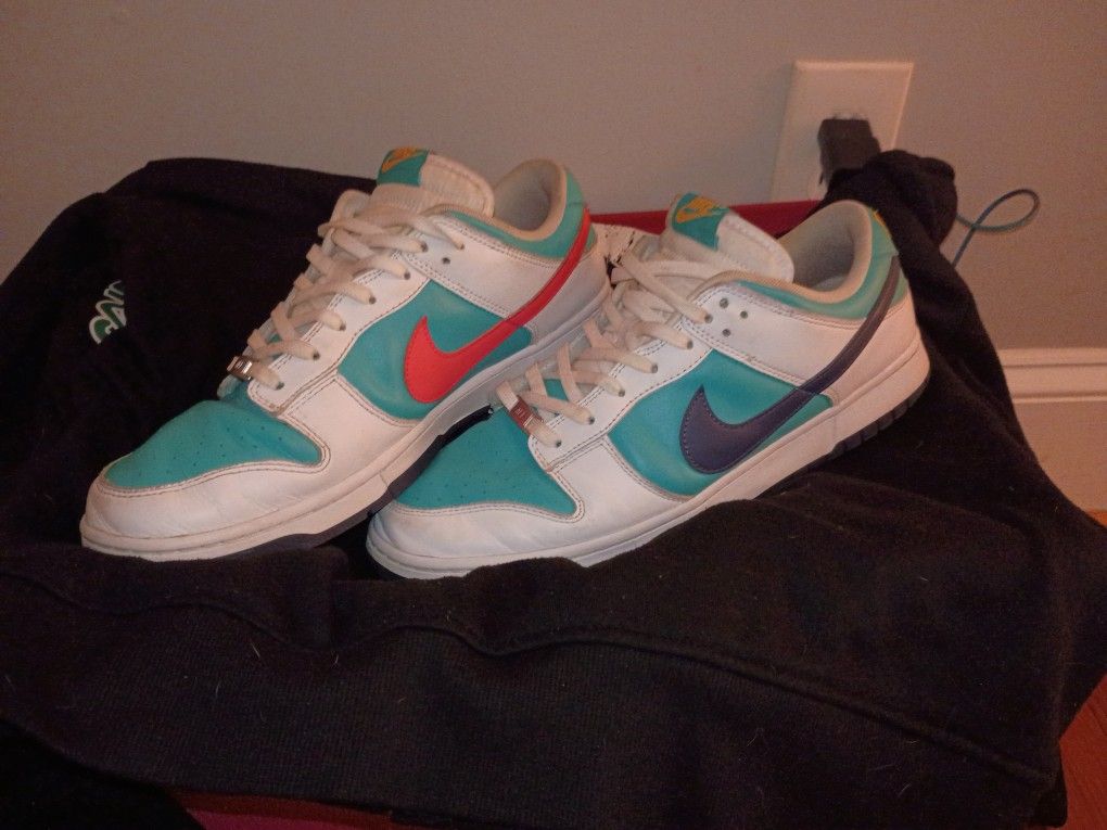 Nike SB Men's Dunk Low "Dusty Cactus"