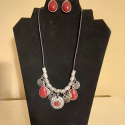Necklace & Earrings