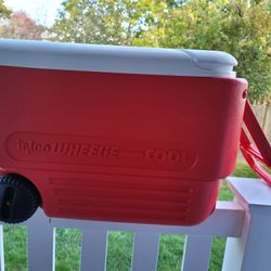 Igloo Wheelie Cooler