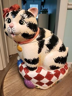 Vintage Cat Cookie Jar
