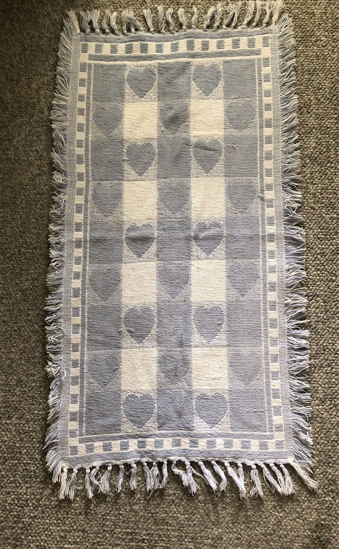 Vintage Reversible Country Blue And White Heart Rug